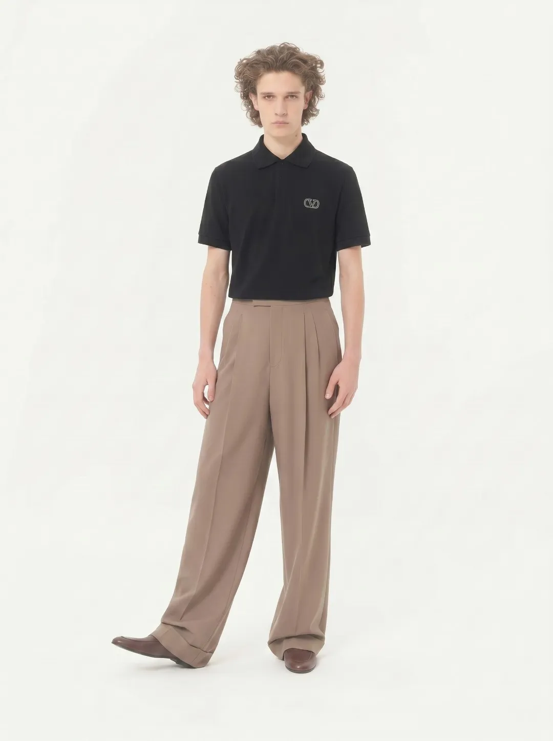 P100✨🔥 [VALENTINO] 2026FW short-sleeved lapel polo shirt Color: Black White Size: S-XXL
